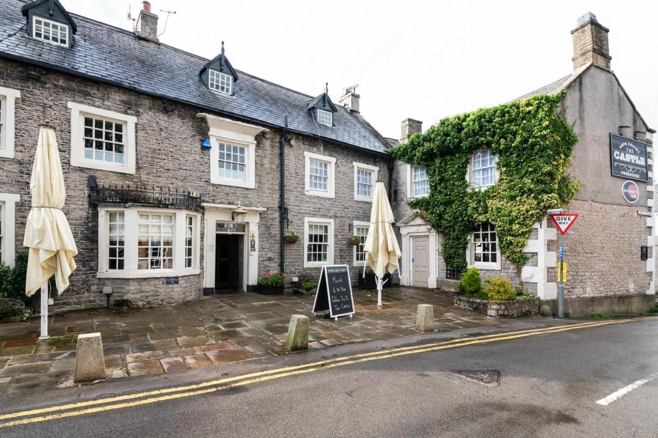 The Castle By Innkeeper'S Collection Castleton  Extérieur photo